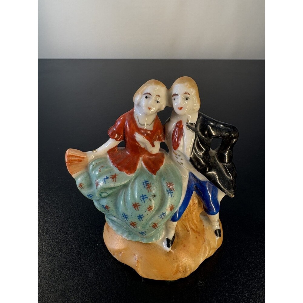 Occupied Japan Colonial Couple Figurine Porcelain Hand Painted Courting 4.5 Inch